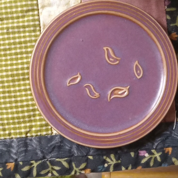 The Republic Of Tea Tea/Coffee Mug Plum Ceramic  with Leaf Design And Lid - Picture 6 of 7